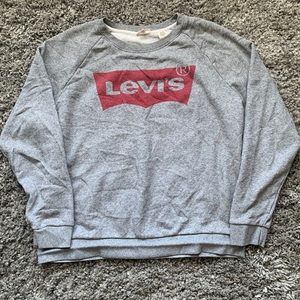 levi’s sweatshirt